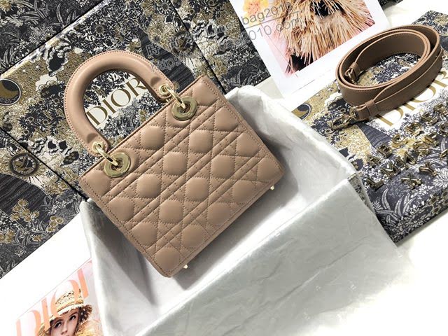 Dior女包 迪奧Lady四格羊皮徽章字母款藤格紋戴妃包 Dior手提肩背斜挎包  dfk1529